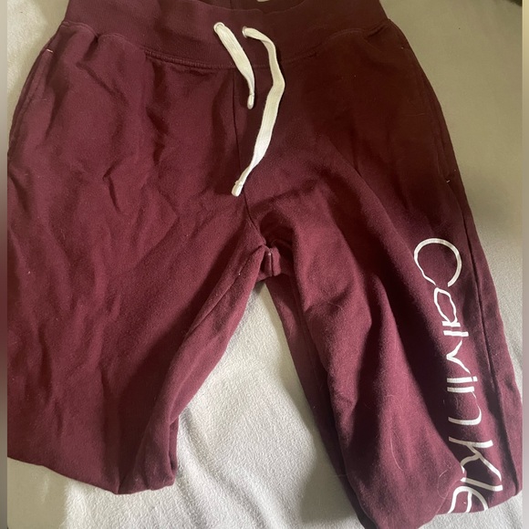 Calvin Klein sweatpants - Picture 3 of 4